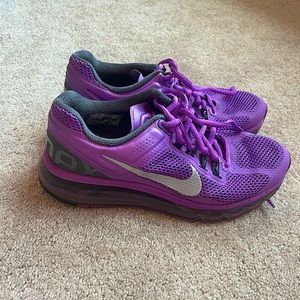 Nike Airmax sneakers